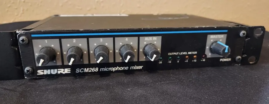 Микшерный пульт Shure SCM268 4 Channel Microphone Mixer Black