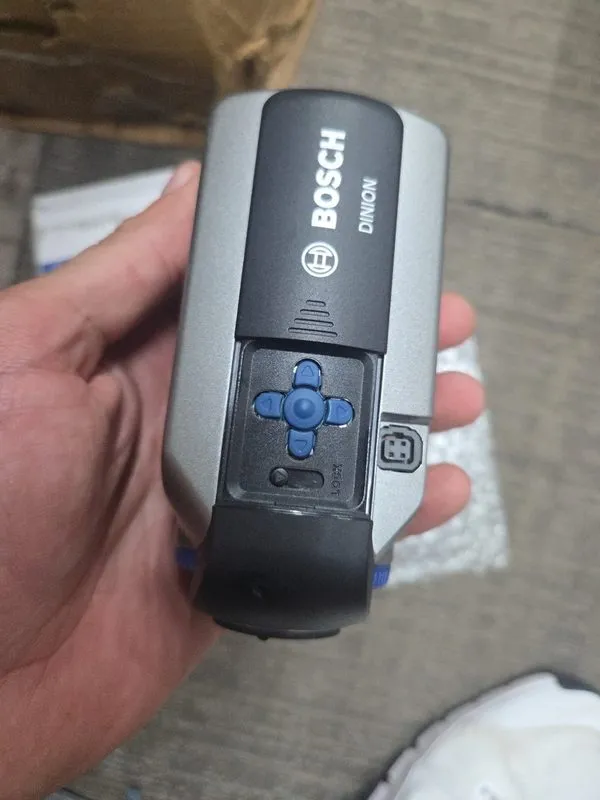 Камера x Bosch VBN-5085-C21 AN 5000 960H Indoor WDR Box Analog Camera No Lens — фото лота 4