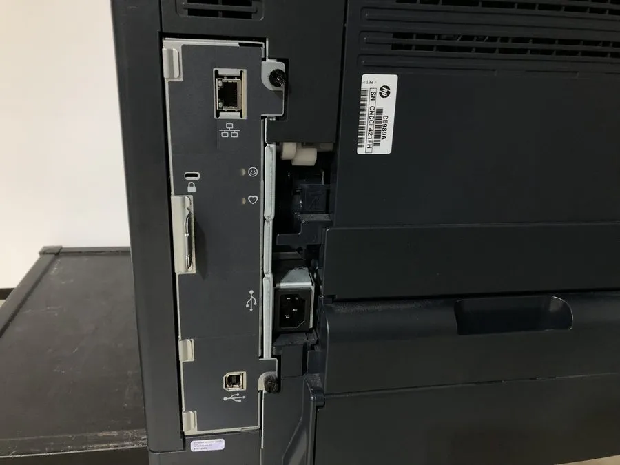Лазерный принтер HP LaserJet 600 M601 CE989A Workgroup Laser Printer 512MB w/ To — фото лота 4