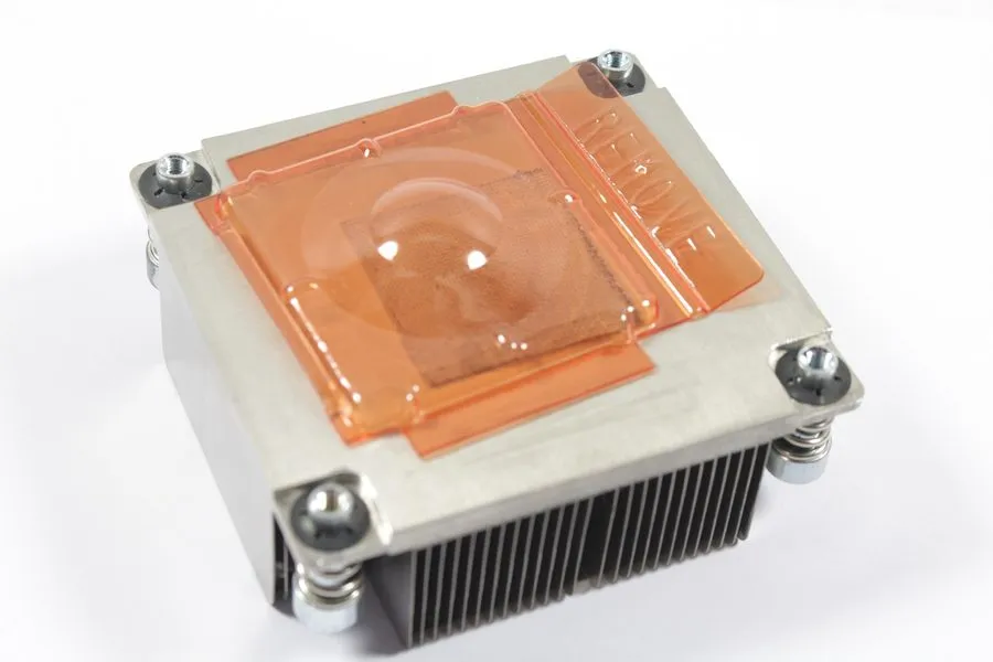 Комплектующее сервера Dell PowerEdge M710 Server CPU Heatsink Replacement 0Y125H — фото лота 1