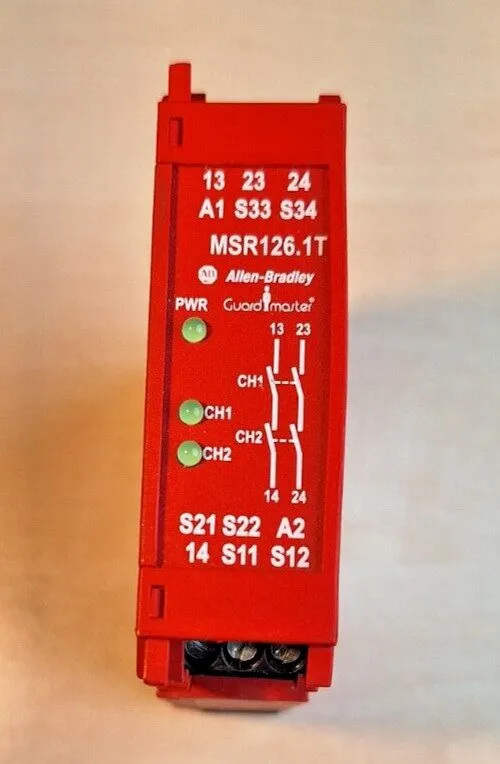 Реле безопасности Allen-Bradley Minotaur MSR126.1T 440R-N23114 Safety Relay 24V 