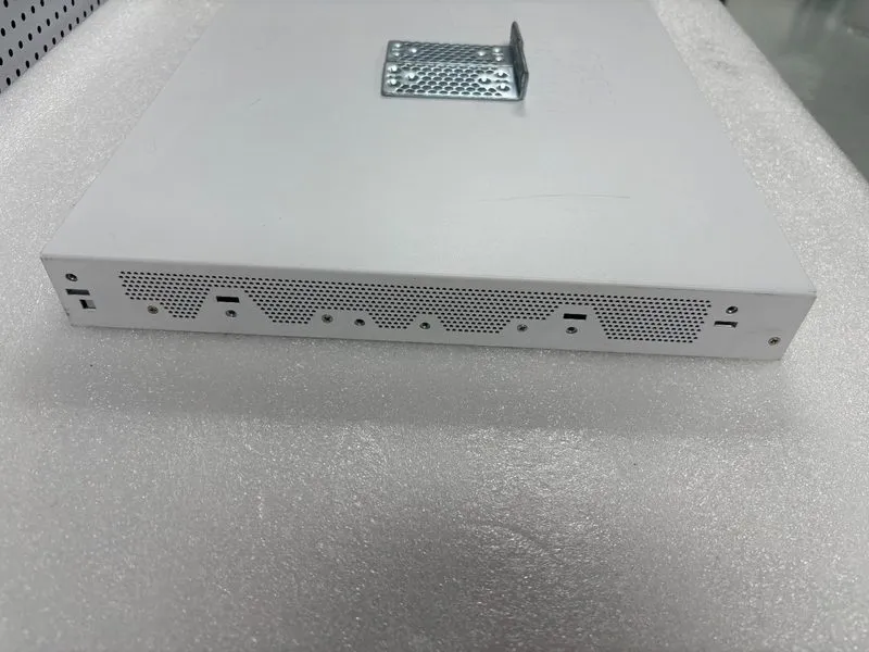 Коммутатор Cisco C1300-48P-4G Cisco 48 Port POE Switch 4 x 1GB SFP — фото лота 3