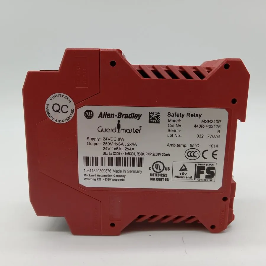 Реле безопасности Allen-Bradley 440R-H23176 MSR210P Safety Relay 24VDC Series B