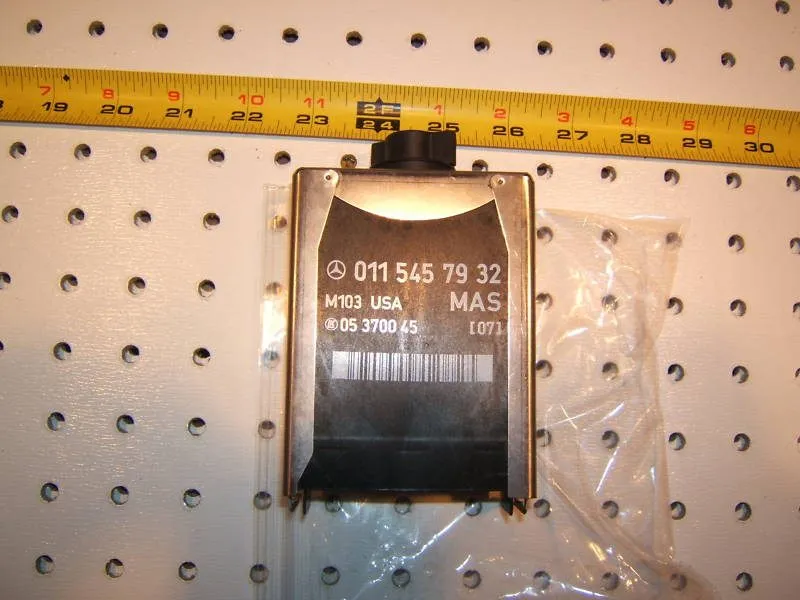 Реле Mercedes 90-92 W124 300TE E 90-91 W126 300SEL SE MAS fuel pump OEM 1 Relay
