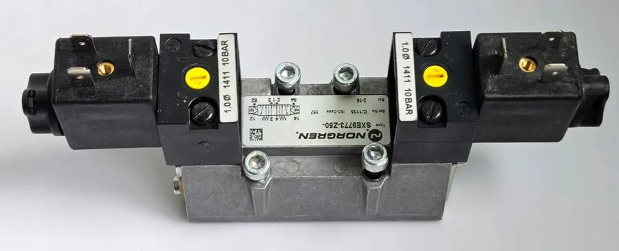 Электромагнитный клапан Norgren SXE9773-Z50-60/13J 5/3 Way Pneumatic Directional — фото лота 2