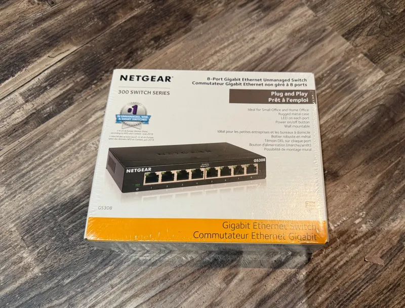Коммутатор NETGEAR GS308 GS308-300PAS 8-Port Gigabit Ethernet Unmanaged Switch