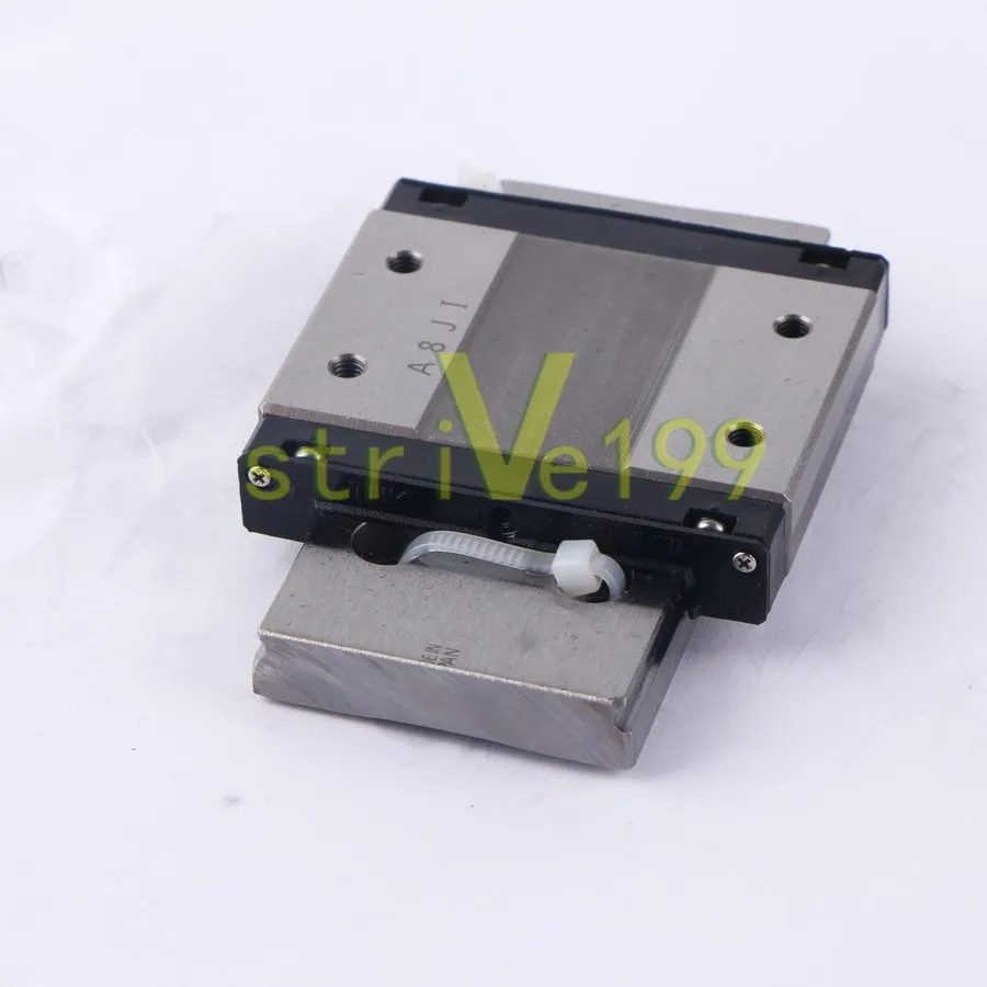 Линейная направляющая Linear Guide Slider RSR15WVMUU