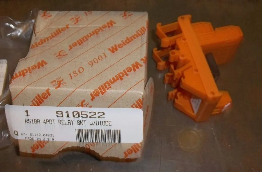 Колодка реле Weidmuller RS18A 4PDT Relay Socket with Diode