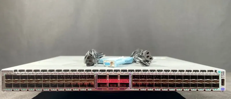 Коммутатор Arista DCS-7160-48YC6-R Switch 48x 1/10/25G SFP28 6x 100G QSFP28 brac — фото лота 1