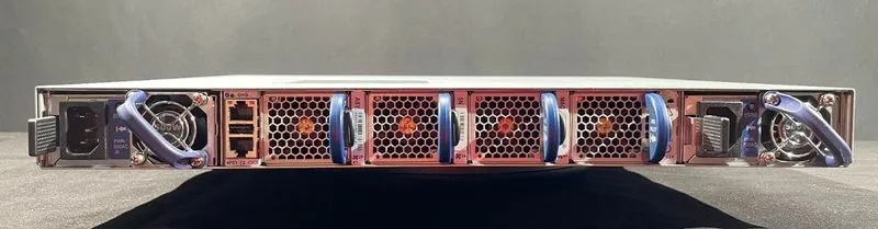 Коммутатор Arista DCS-7160-48YC6-R Switch 48x 1/10/25G SFP28 6x 100G QSFP28 brac — фото лота 4