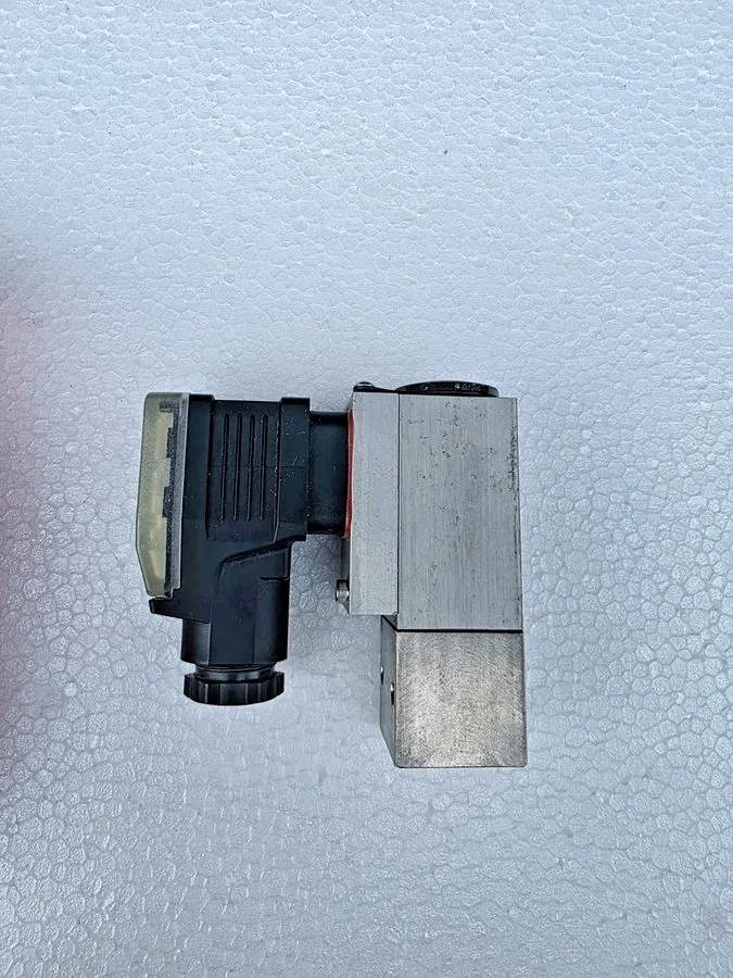 Датчик давления DANFOSS PRESSURE TRANSMITTER MBS 5100 060N1101 0 TO 50 BAR — фото лота 1
