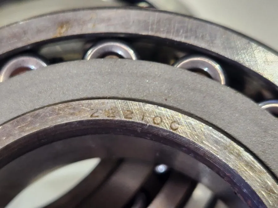 Подшипник SKF 22210C Spherical Roller Bearing 50x90x23mm 22210 CD1 C3 Double Row — фото лота 1