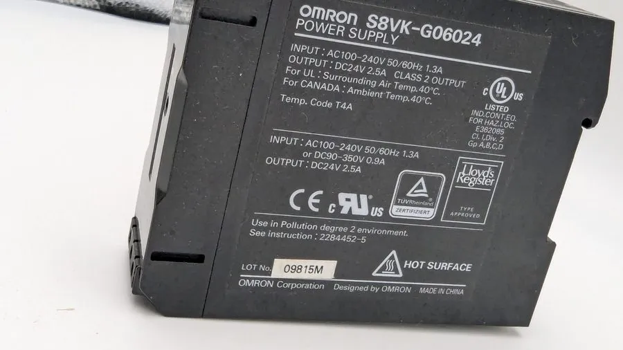 Блок питания Omron S8VK-G06024 Switching Power Supply 24VDC 2.5A 60W DIN Rail — фото лота 2