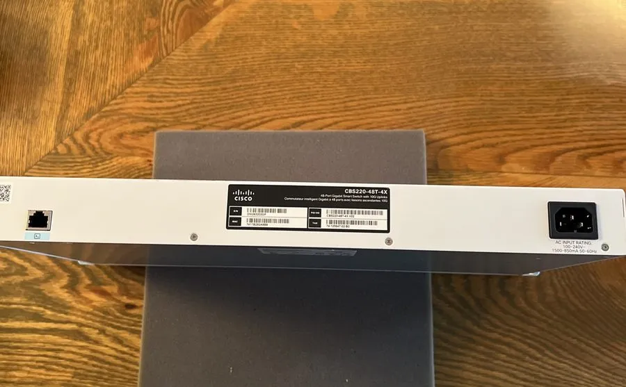 Коммутатор CISCO CBS220-48T-4G 48-Port Gigabit Ethernet Business Series Switch C — фото лота 2