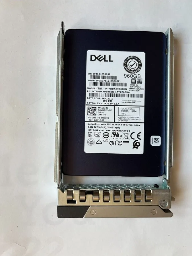 SSD-накопитель Micron 5200 MAX 960GB 2.5" SATA SSD MTFDDAK960TDN 4XB7A17098 90-9