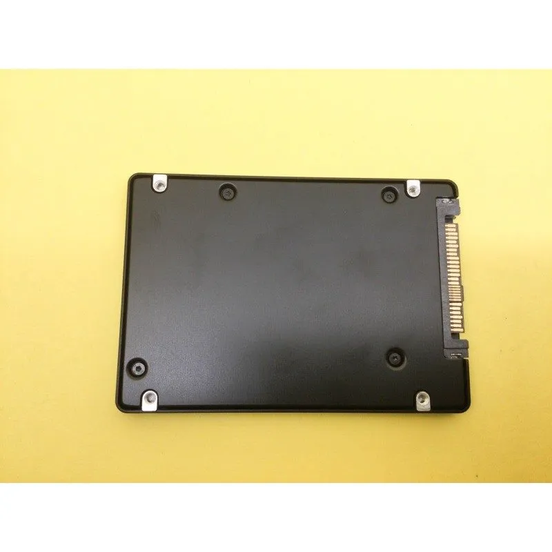 SSD-накопитель Samsung PM963 Series 3.84TB PCIe NVMe U.2 2.5" SSD MZ-QLW3T80