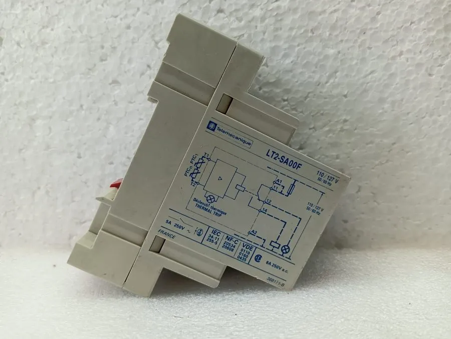 Реле Telemecanique Thermal Trip Relay 110/127V 50/60Hz 5A Protection LT2-SA00F — фото лота 2