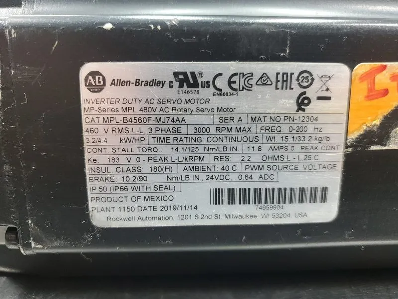Серводвигатель Allen-Bradley MPL-B4560F-MJ74AA Servo Motor — фото лота 3