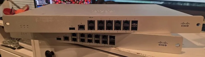 Маршрутизатор CISCO MERAKI MX84-HW ROUTER 12 PORTS PN 600-35010-B (UNCLAIMED) — фото лота 1