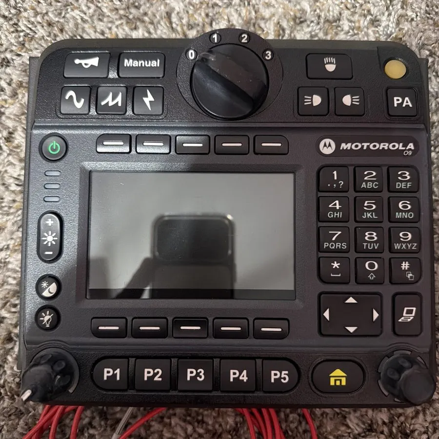 Операторское оборудование Motorola 09 Control Head Remote with mount bracket APX