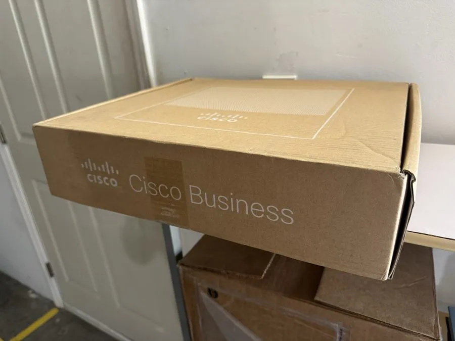 Коммутатор Cisco CBS250-16T-2G-NA 16-Port Gigabit Ethernet Smart Managed Switch 