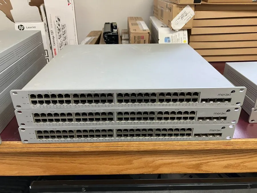 Коммутатор Cisco Meraki MS42P 48-Port Gigabit PoE Switch with 10G SFP+ Uplinks