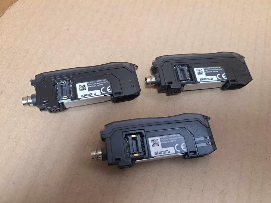 Датчик Keyence FS-N12CP Fiber Sensor Amplifier