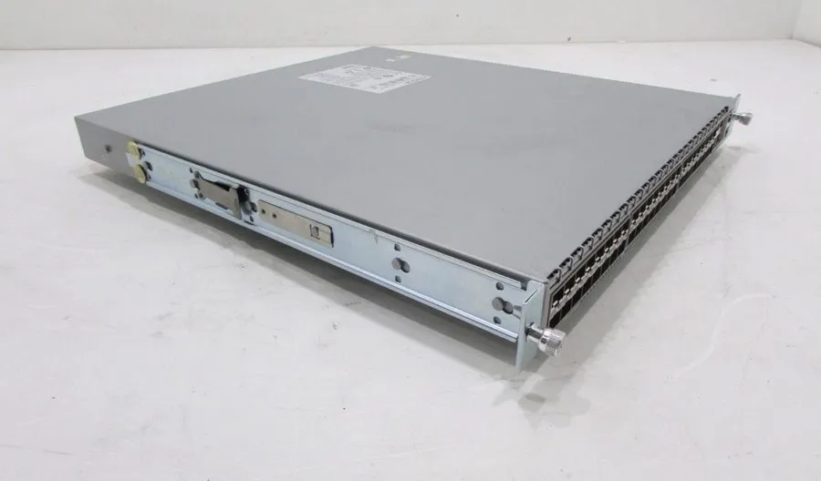 Коммутатор Arista DCS-7280SE-64-F 48P 10GbE SFP+ 4P 40GbE QSFP+ Switch — фото лота 1
