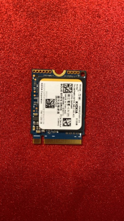 SSD-накопитель KIOXIA KBG50ZNS512G NVMe 512GB M.2 2230 PCIe Gen4x4 Internal SSD