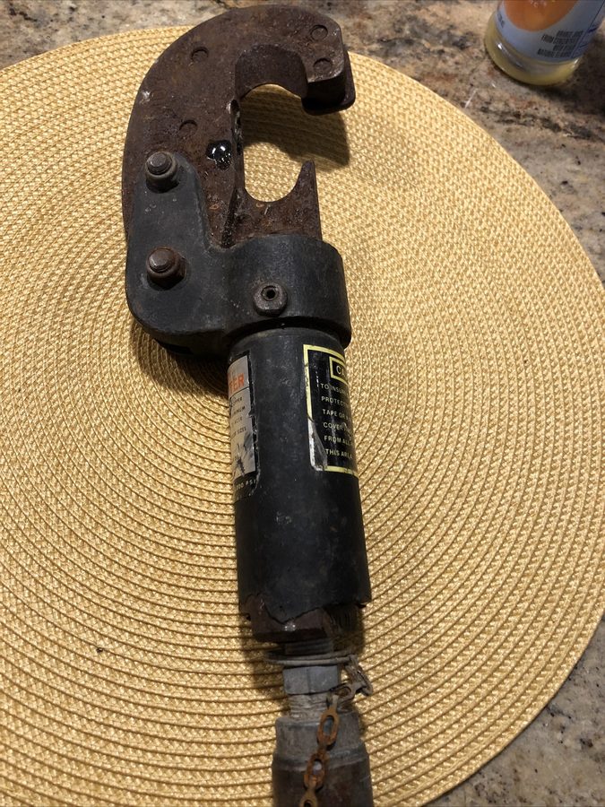 Кабель Burndy hydraulic cable cutter ycc-13 1000 mcm Not Much works great
