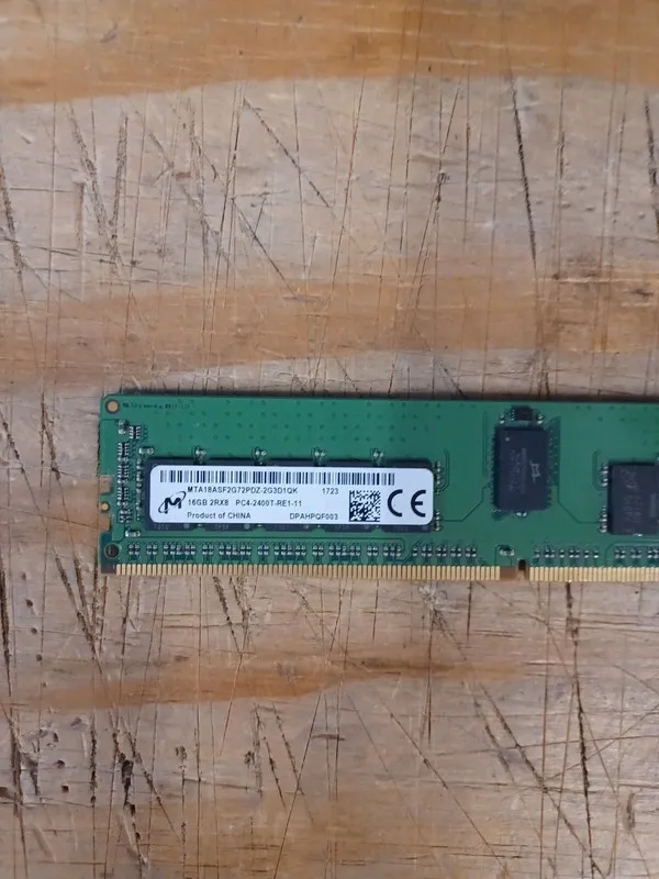 Модуль памяти Crucial MTA18ASF2G72PDZ-2G3D1QK 16GB DDR4-2400 ECC RDIMM Dell SNPH