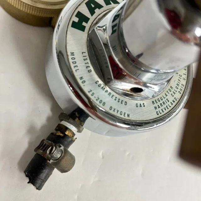 Клапан Pre-Owned COMPRESSED GAS REGULATOR HARRIS 25-200 650L
