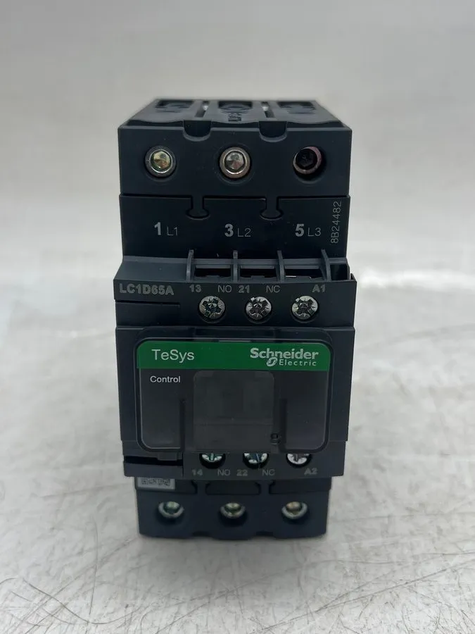 Контактор SCHNEIDER ELECTRIC LC1D65AP7 TESYS D CONTACTOR 3P 65A 230V AC COIL