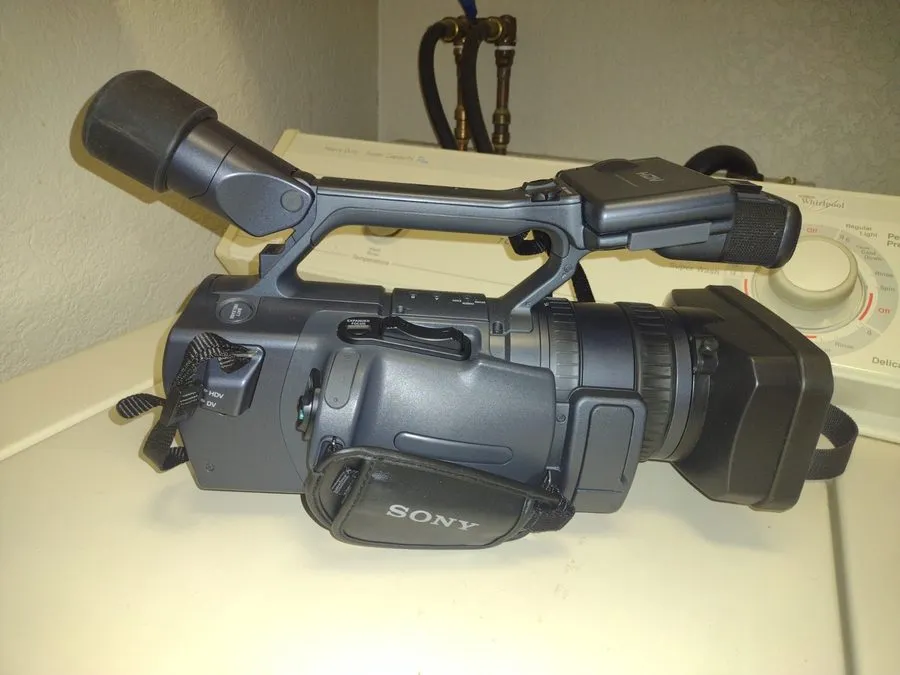 Оборудование видеонаблюдения Sony Handycam HDR-FX1 1080i Immaculate Condition Ma — фото лота 2