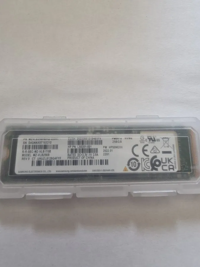 SSD-накопитель SAMSUNG PM981A NVME SED 512GB NVME SSD HARD DRIVE #198252 — фото лота 1