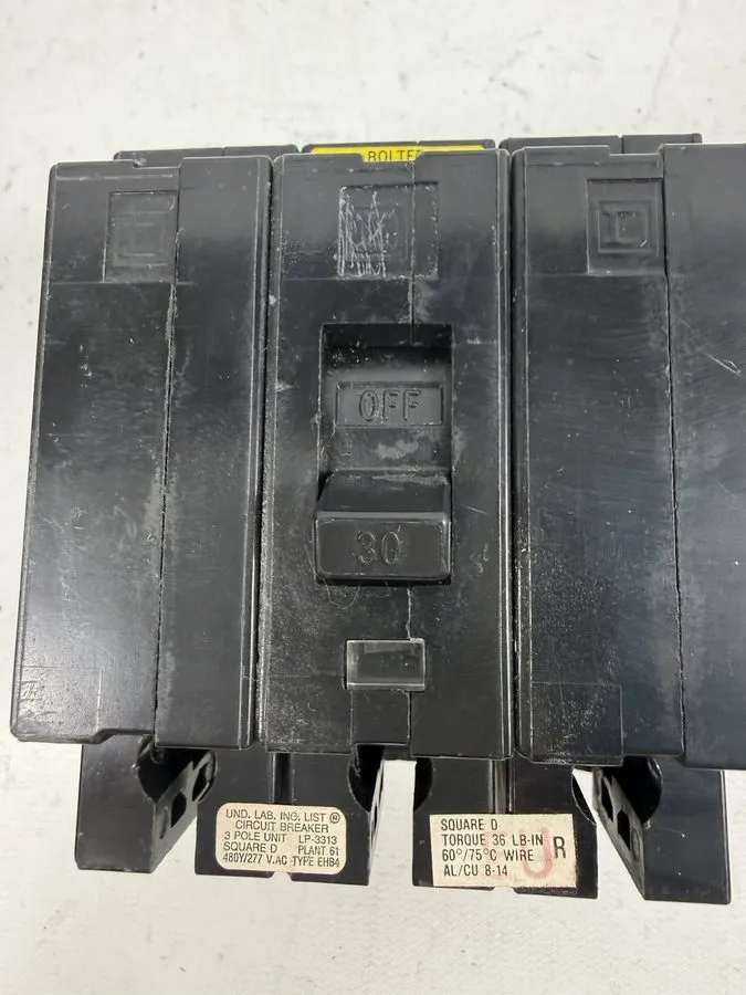 Автоматический выключатель Square D EHB34030 30A 3-Pole 480V AC Bolt-On Molded C