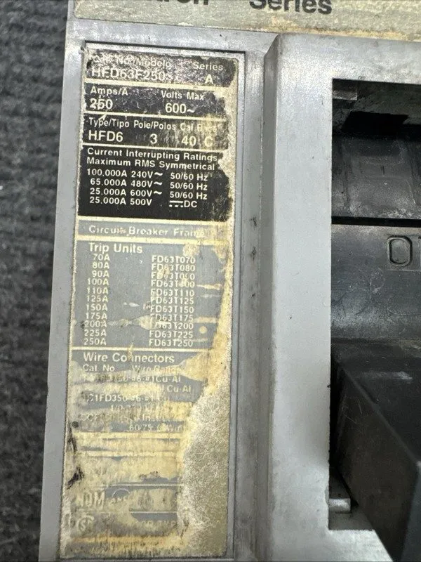 Автоматический выключатель Siemens HFD63F250 Sentron Series Circuit Breaker 250A