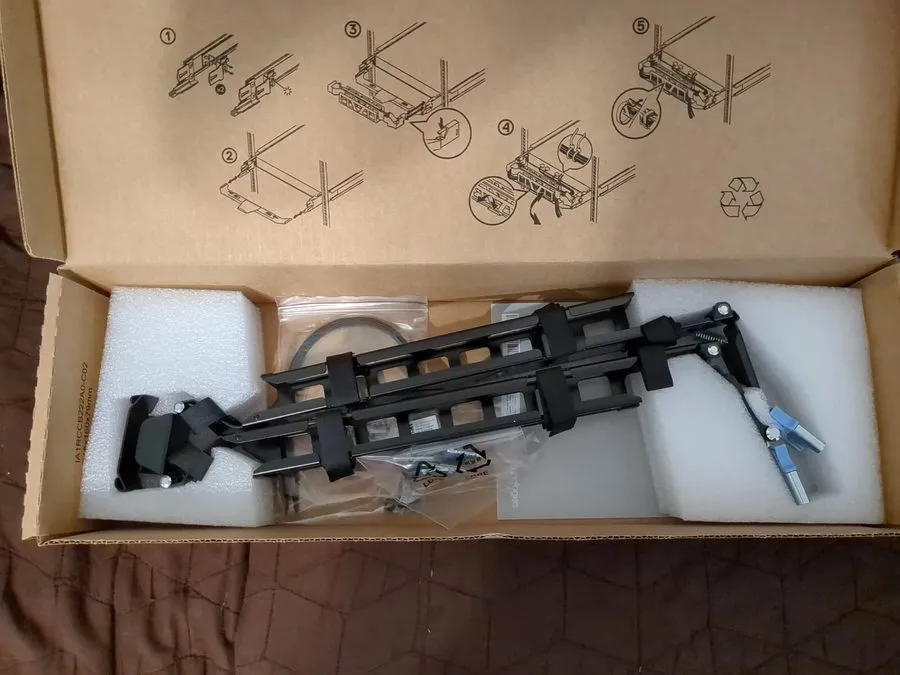 Стойка/шкаф Dell PowerEdge Mounting Rack Rail Kit RCKRL,CMA,SPR,1U DP/N 0TYYJN — фото лота 2