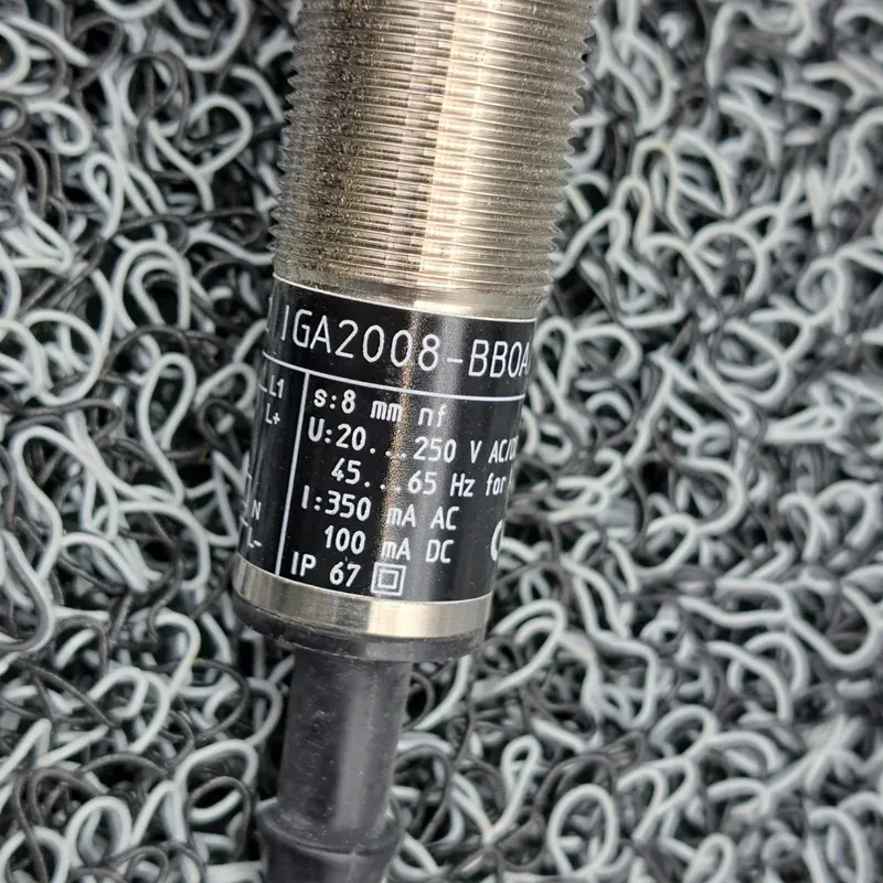 Датчик приближения IFM IG0112/IGA2008-BBOA/V4A EFECTOR PROXIMITY SWITCH SENSOR — фото лота 1