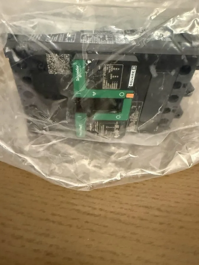 Автоматический выключатель Square D BDL36070LV 70 Amp 3 Pole Circuit Breaker Pow — фото лота 4