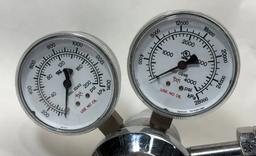 Трубопроводная арматура Purity Plus Gas Regulator 2123351-84-350 Two Stage 200/4