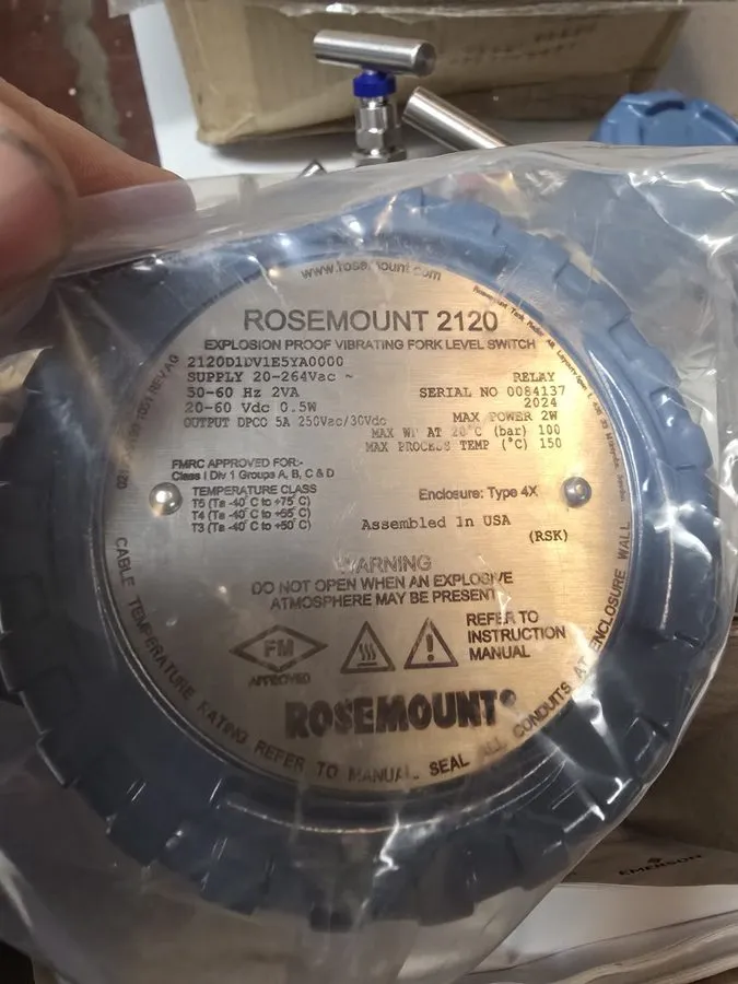 Датчик уровня Rosemount 2120 Vibrating Fork Liquid Level Switch / PN 2120D1DH1I5