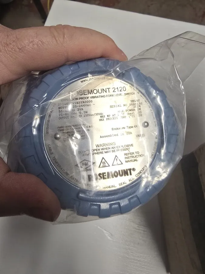 Датчик уровня Rosemount 2120 Vibrating Fork Liquid Level Switch / PN 2120D1DH1I5 — фото лота 2