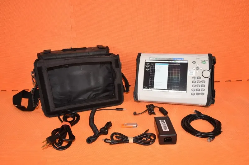 Анализатор Anritsu MT8220T BTS Master Handheld Base Station Analyzer #30012168