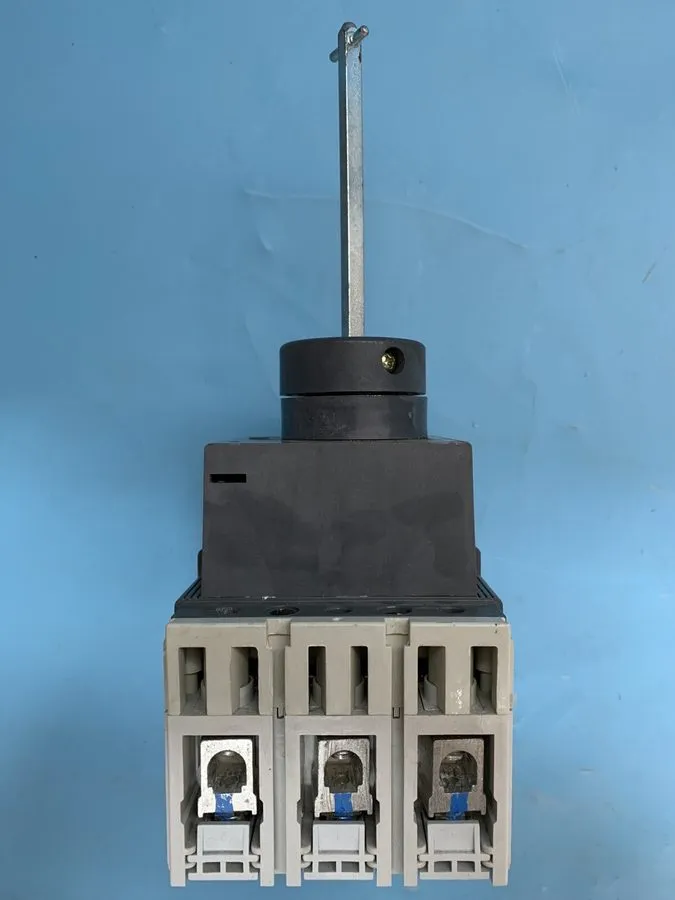 Автоматический выключатель ABB T2H100TL 100 A CIRCUIT BREAKER W/ HANDLE MECH 480