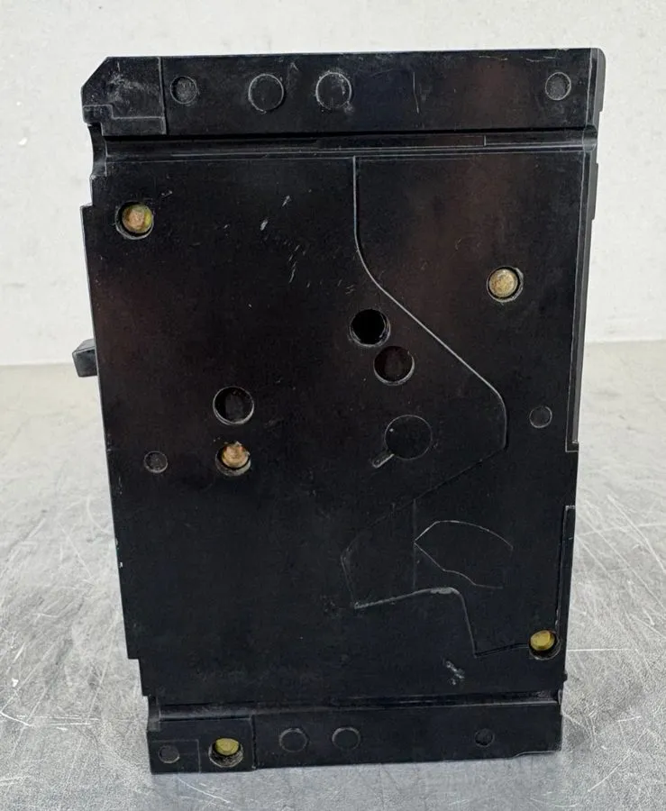 Автоматический выключатель Siemens HED43B090 90 Amp 3 Pole 480V HED4 Circuit Bre