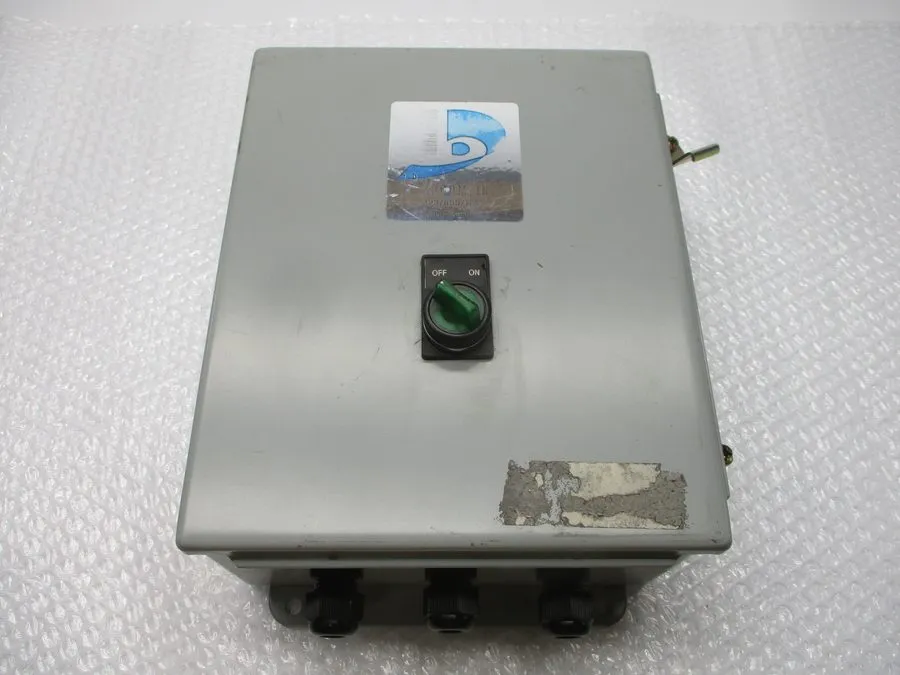Монтажный шкаф Hoffman A1008CH Continuous Hinge Enclosure Type 12,13
