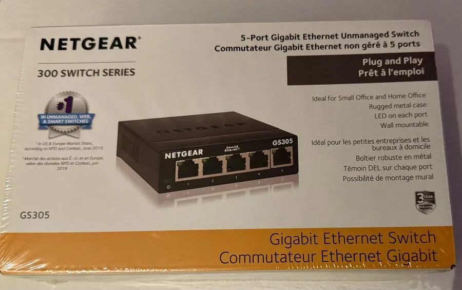 Коммутатор NETGEAR 5-Port Gigabit Ethernet Switch Desktop or Wallmount (GS305)