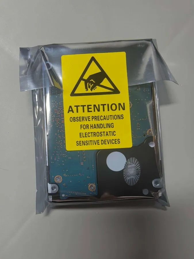 Жёсткий диск Dell 1.8TB 10K 02TRM4 2TRM4 12Gbps 2.5" SAS HDD Hard Disk Drive