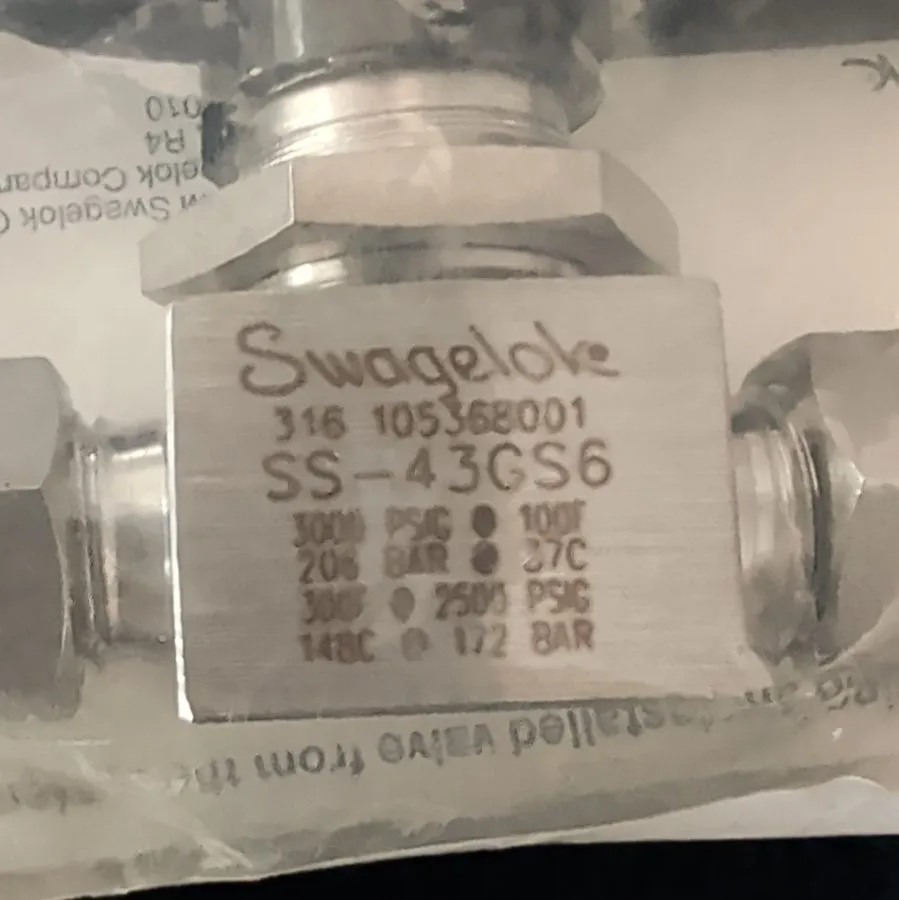 Клапан Swagelok SS-43GS6 3/8" ball valve — фото лота 1